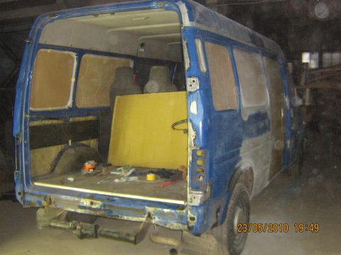 Ford Transit 1996a 9 kohaline — 28