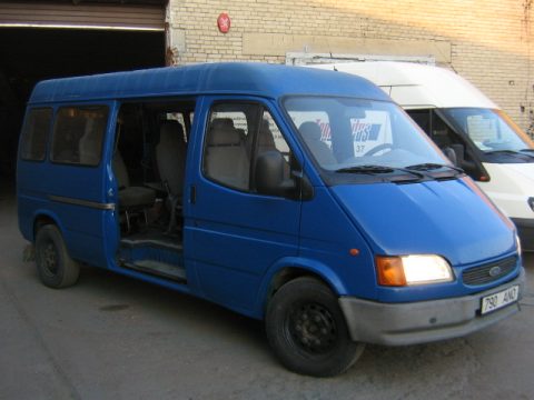 Ford Transit 1996a 9 kohaline — 119
