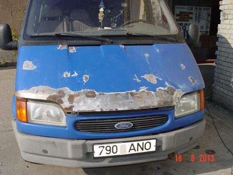 Ford Transit 1996a 9 kohaline — 142