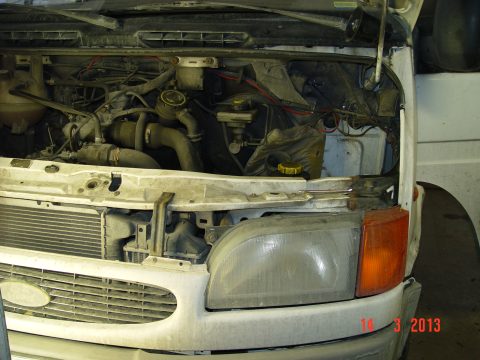 Ford Transit 2000 — 3