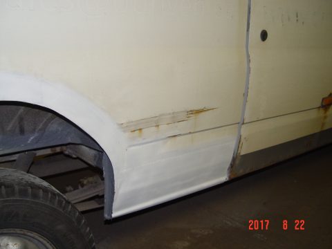 Ford Transit 2001.long — 84