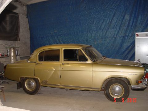 Gaz 21.1963 gold — 2