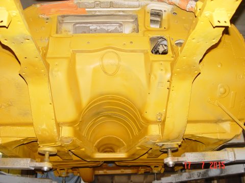 Gaz 21.1963 gold — 19