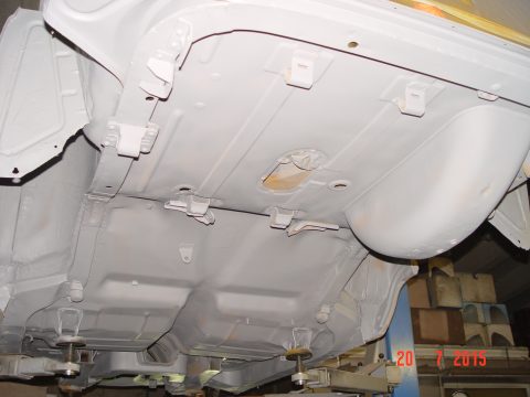 Gaz 21.1963 gold — 22