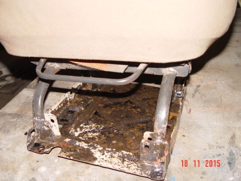 Land Rover diisel  1977a — 98