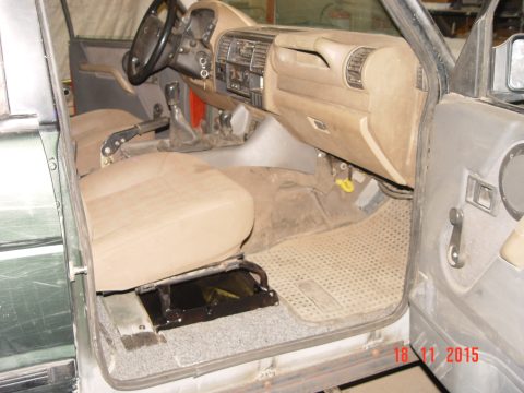Land Rover diisel  1977a — 100