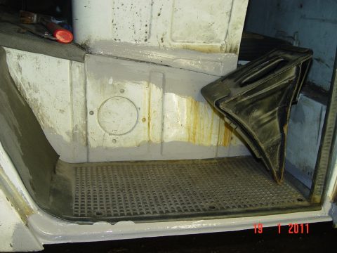 MB 410 — 8