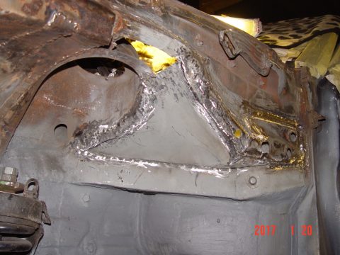MB E 500. 95 — 81