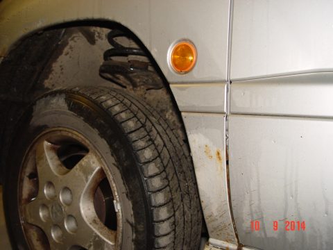 Mitsubishi Space Runner 2000 — 3