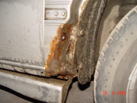 Mitsubishi Space Runner 2000 — 7