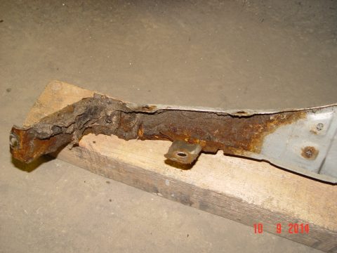 Mitsubishi Space Runner 2000 — 8