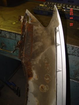 Mitsubishi Space Runner 2000 — 9