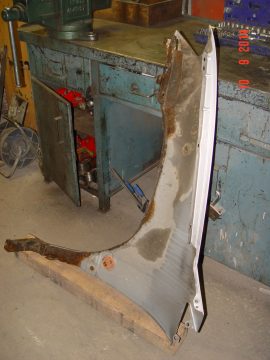 Mitsubishi Space Runner 2000 — 10