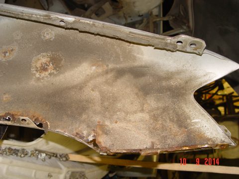 Mitsubishi Space Runner 2000 — 12