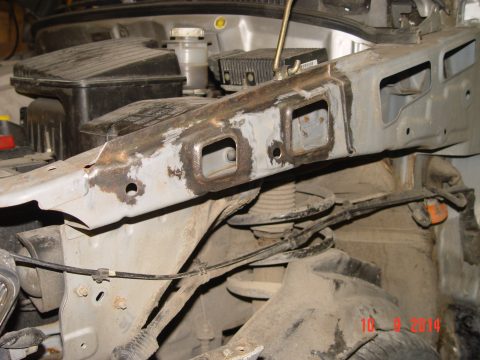 Mitsubishi Space Runner 2000 — 19