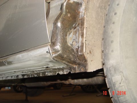 Mitsubishi Space Runner 2000 — 21