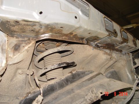 Mitsubishi Space Runner 2000 — 22