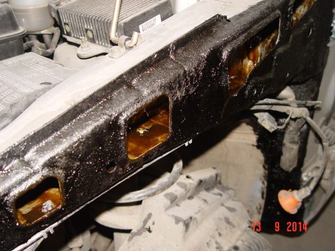 Mitsubishi Space Runner 2000 — 39