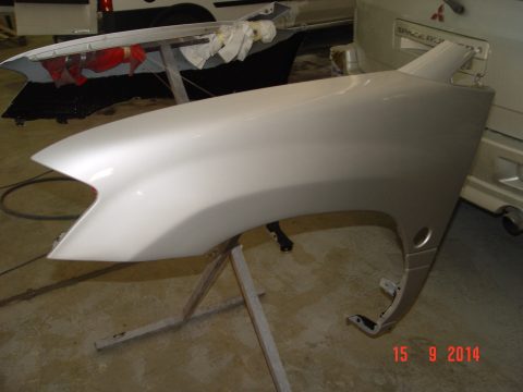 Mitsubishi Space Runner 2000 — 41