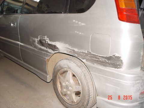Mitsubishi Space Runner 2000 — 45