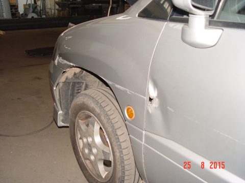 Mitsubishi Space Runner 2000 — 47