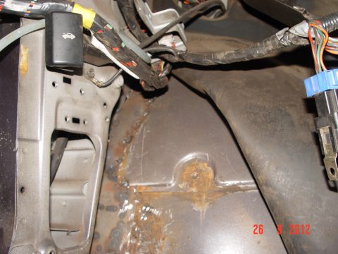 Nissan Terrano 2 1994 — 26