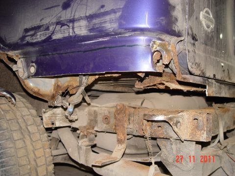 Nissan Terrano 2.4x4  1996 — 20
