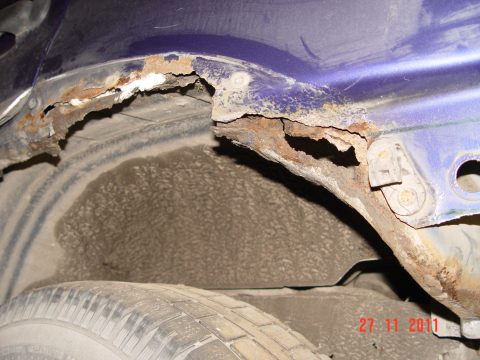 Nissan Terrano 2.4x4  1996 — 27