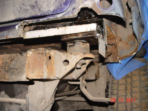 Nissan Terrano 2.4x4  1996 — 49