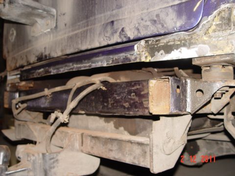 Nissan Terrano 2.4x4  1996 — 60