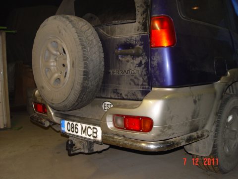 Nissan Terrano 2.4x4  1996 — 85