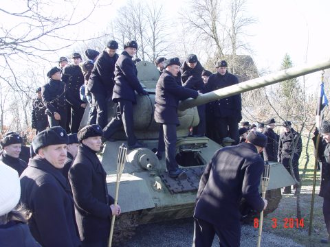 Tank T-34 — 174