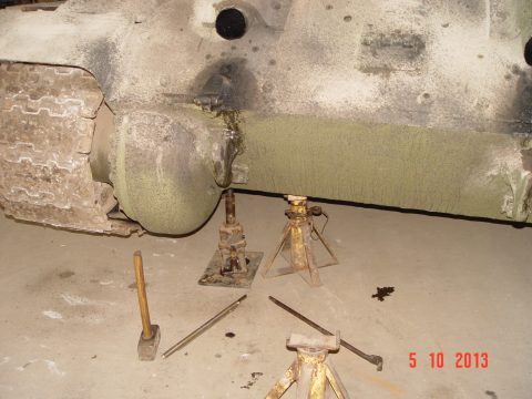 Tank T-34 — 12