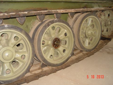 Tank T-34 — 13