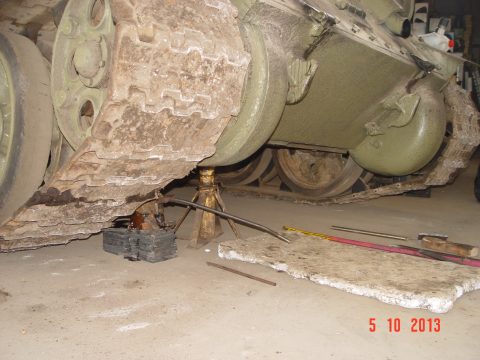 Tank T-34 — 25