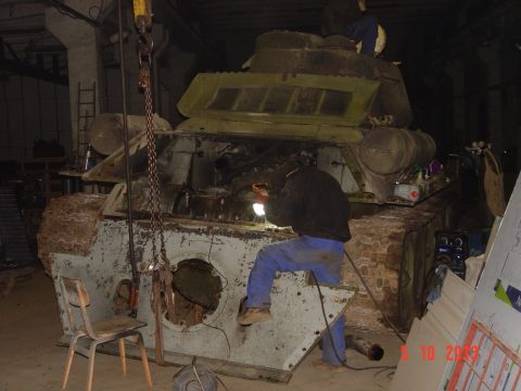 Tank T-34 — 51