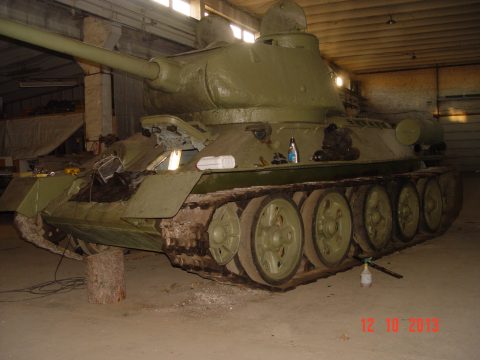 Tank T-34 — 127