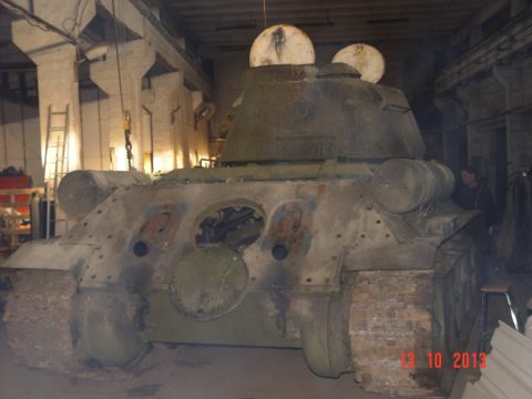 Tank T-34 — 143