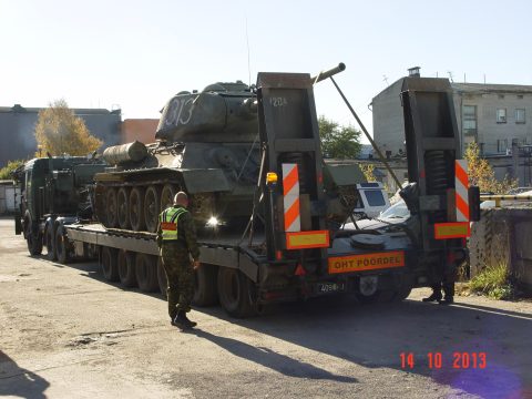 Tank T-34 — 148