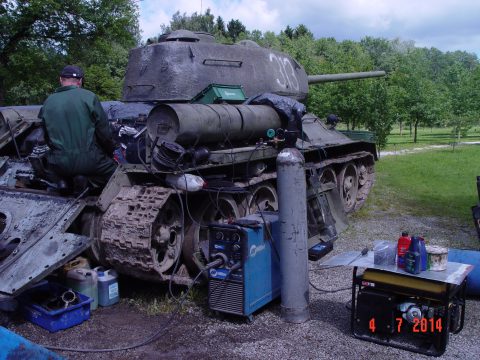 Tank T-34 — 166