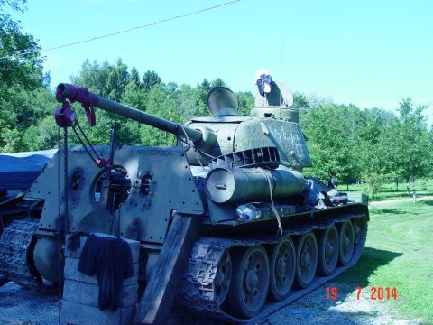 Tank T-34 — 169
