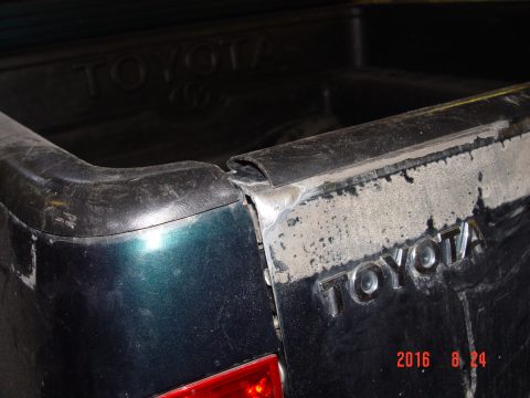 Toyota Hilux 2006 — 57