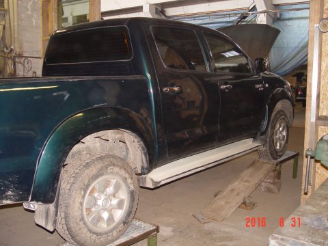 Toyota Hilux 2006 — 113