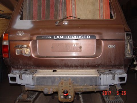 Toyota Land Cruiser 1991 — 75