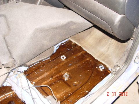 VW  Golf 1997 — 45