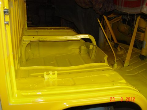 VW T2 1976 — 108