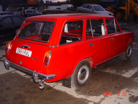Vaz 2102 1975 — 77