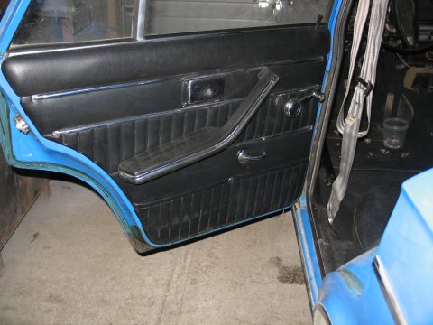 Vaz 2103 1975 — 102