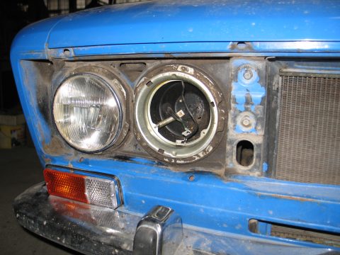 Vaz 2103 1975 — 107
