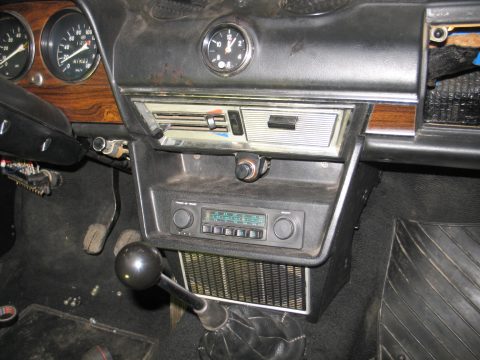 Vaz 2103 1975 — 200